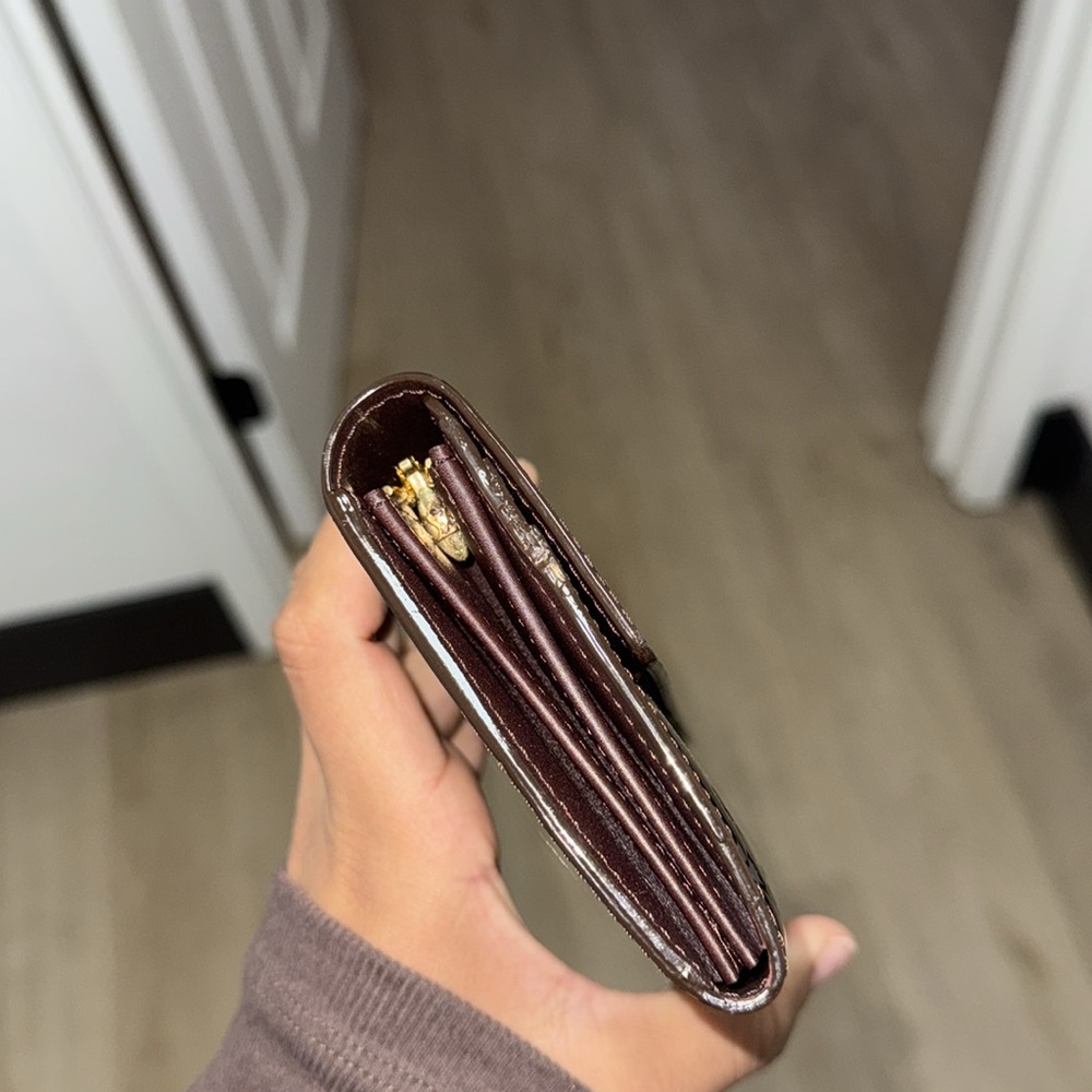 Louis Vuitton Burgundy sarah vernis Wallet - Picture 5 of 11